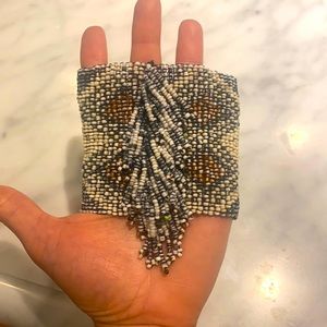 Beautiful beaded vintage bracelet!